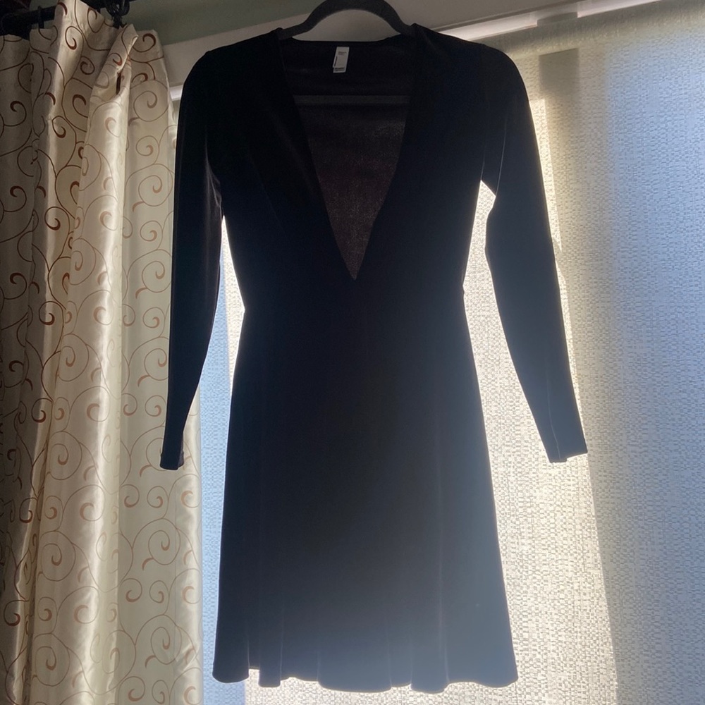 BLACK VELVET AMERICAN APPAREL DRESS DEEP NECKLINE ONLY WORN ONCE